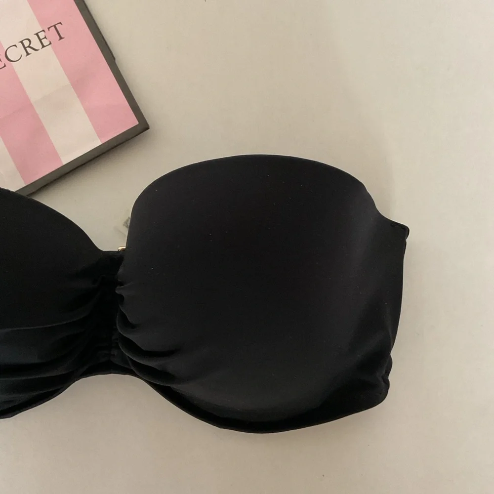 Victorias Secret Black Strapless Bikini Top Size  36DD NWOT